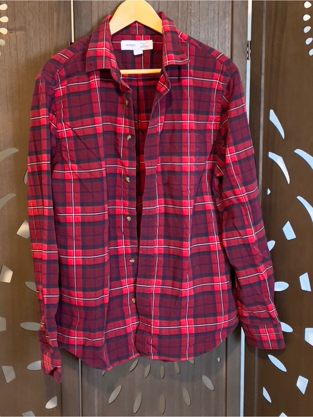 Old Navy Slim Fit Shirt Button Up Top Sz L Red Tartan Plaid Fall Flannel Cotton
